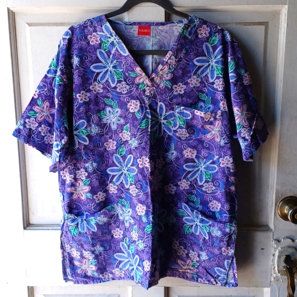 Medical Scrub Purple w/ Multi Colors 💜 and Floral Design XL